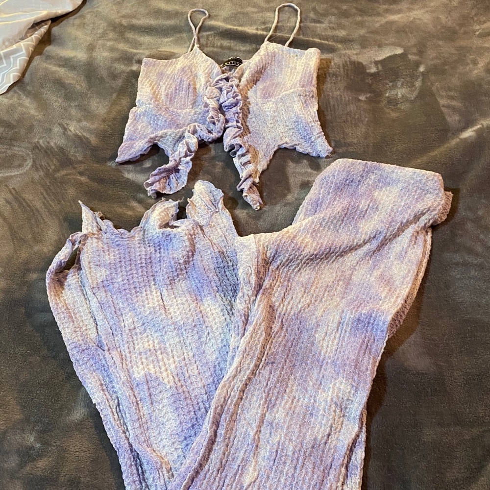 2 piece tie-dye dancer outfit
